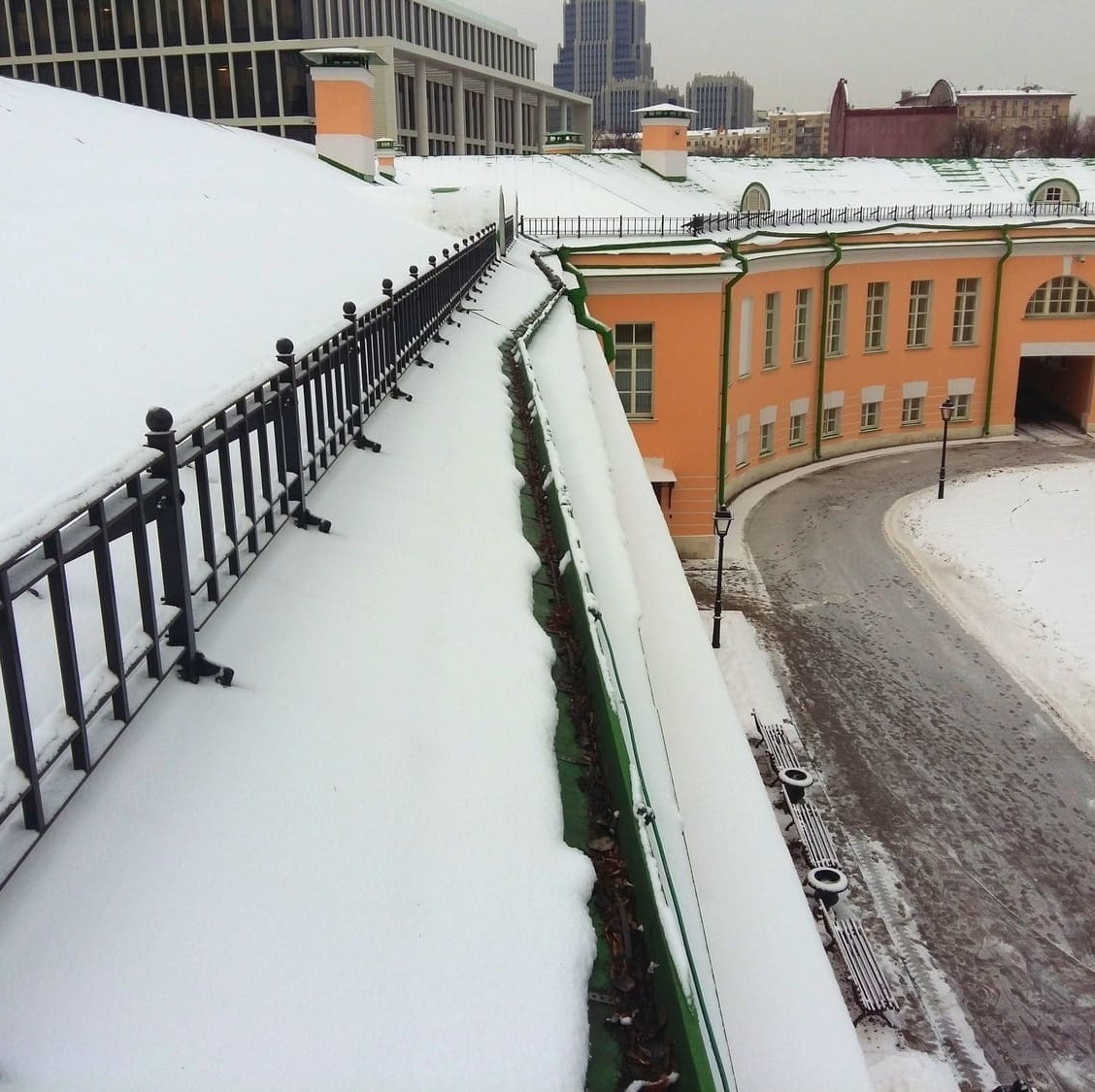 Уже устроенный обогрев кровли, Мытищи Московской области